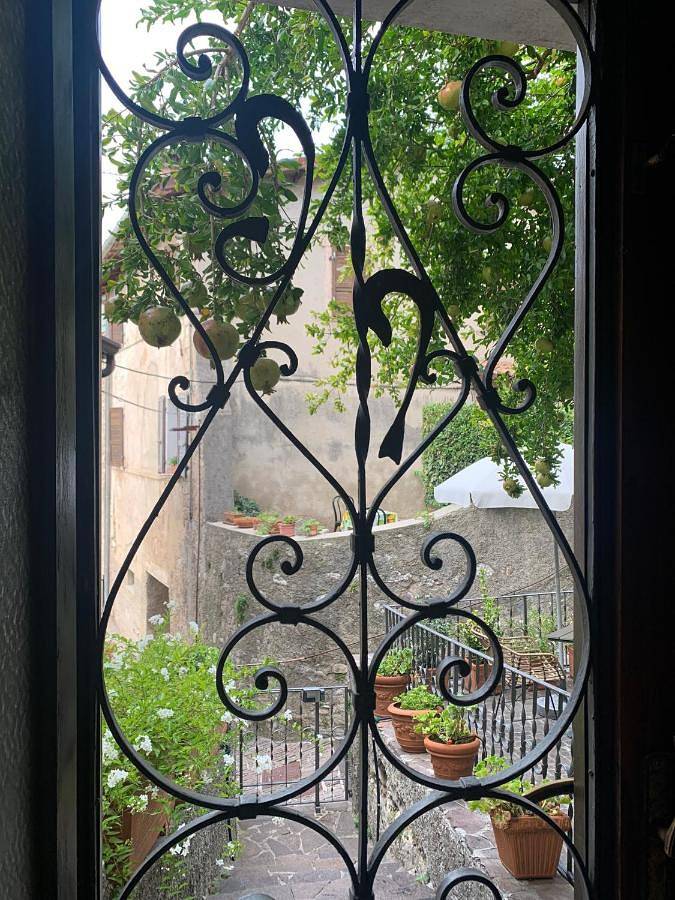 Ferienhaus für 2 Personen, mit Ausblick und Terrasse sowie Seeblick, mit Haustier in Gargnano - 4