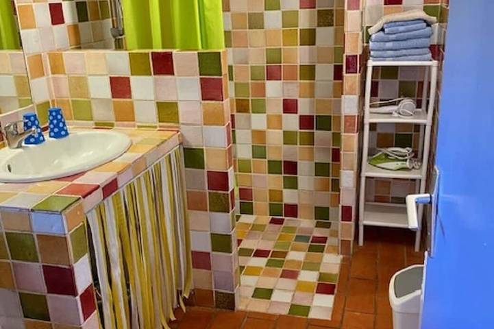 Maison climatisée , jardin privatif , piscine, chiens admis, parking, campagne in Lorgues, Région de Draguignan