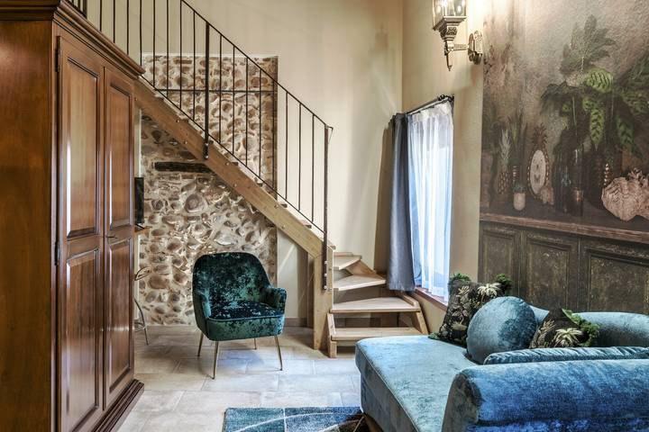 Studio entier, Corte Monteleone - Appartamento con 3 camere e 3 bagni in Castelnuovo del Garda, Montagnes autour du lac de Garde