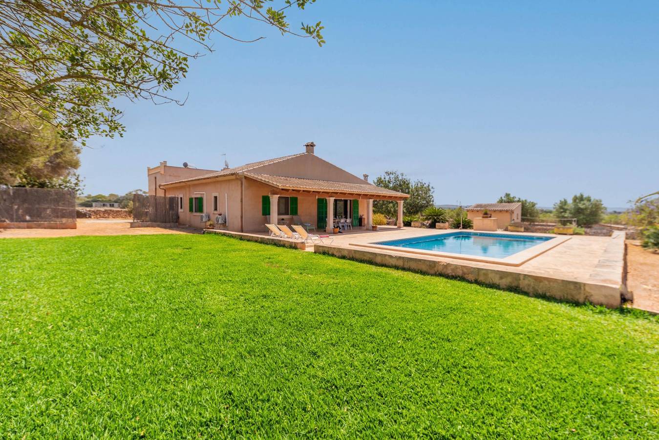 Els Garrovers - Villa con piscina privada y Wifi gratis en Ses Salines in Ses Salines, Mallorca Sur