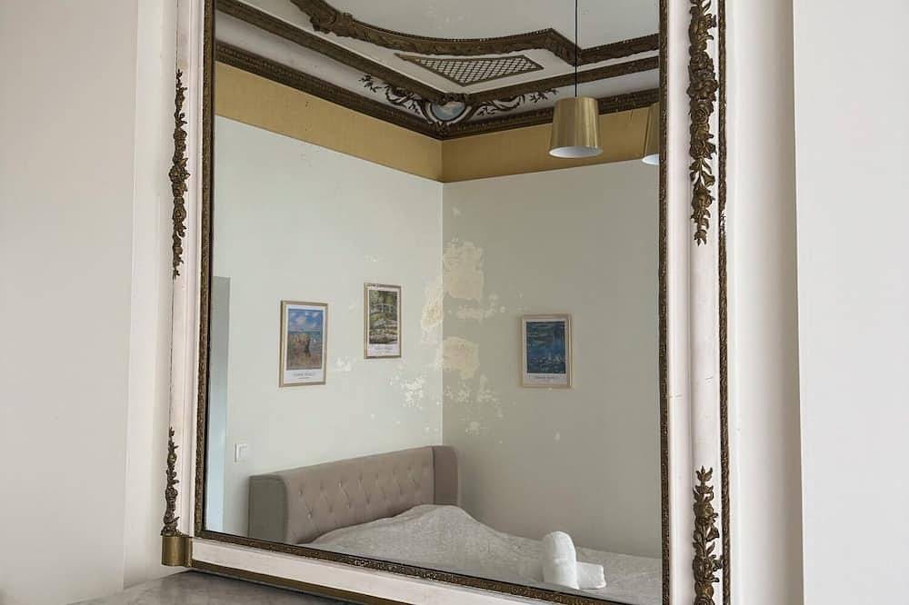 Entire apartment, Le Petit Versailles Vernonnais in Vernon (Normandy), Évreux region
