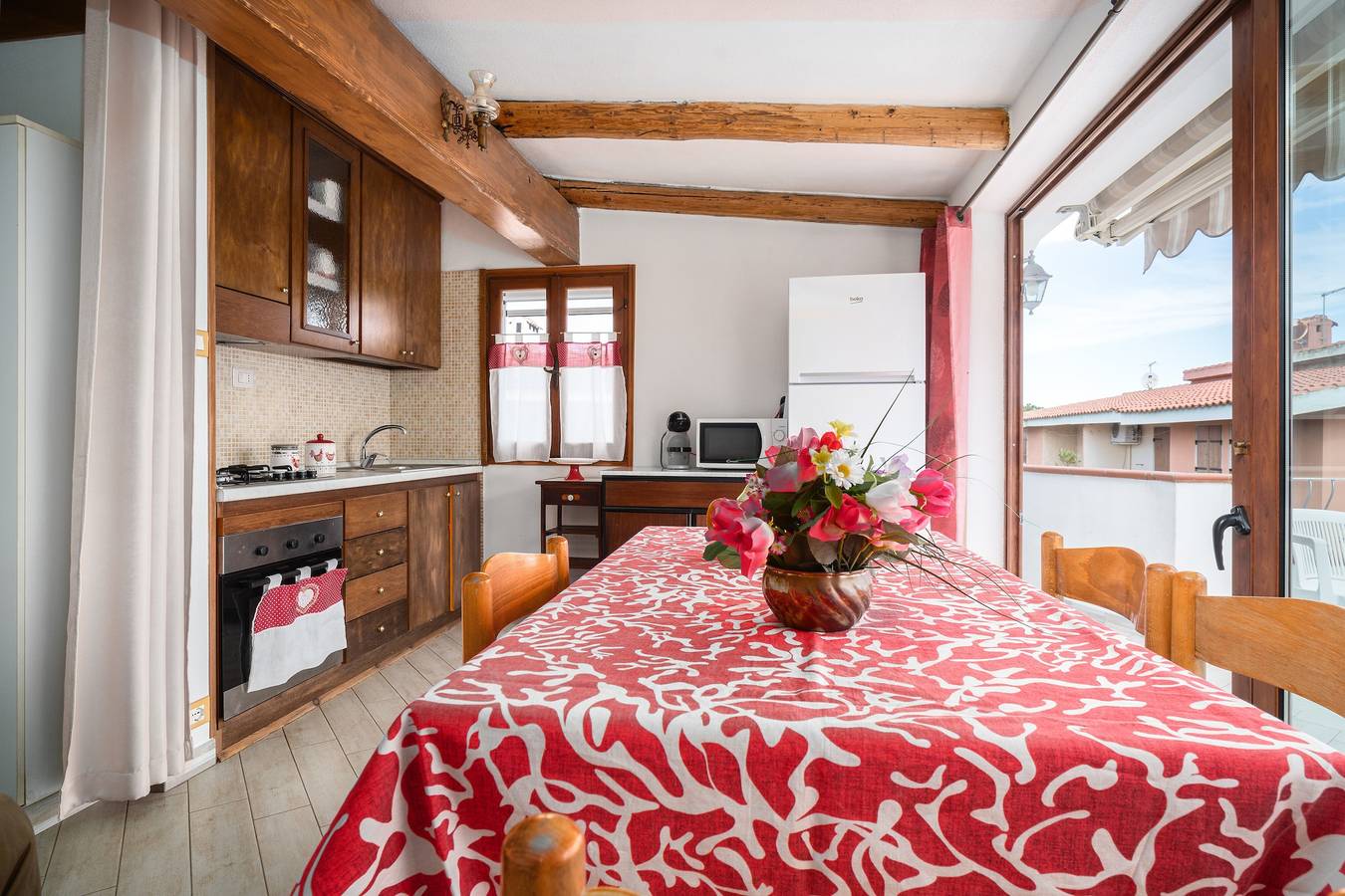 Casa Vacanze 'Al Mare Da Mémé' con vista mare, terrazza privata e aria condizionata in Budoni, Olbia-Tempio