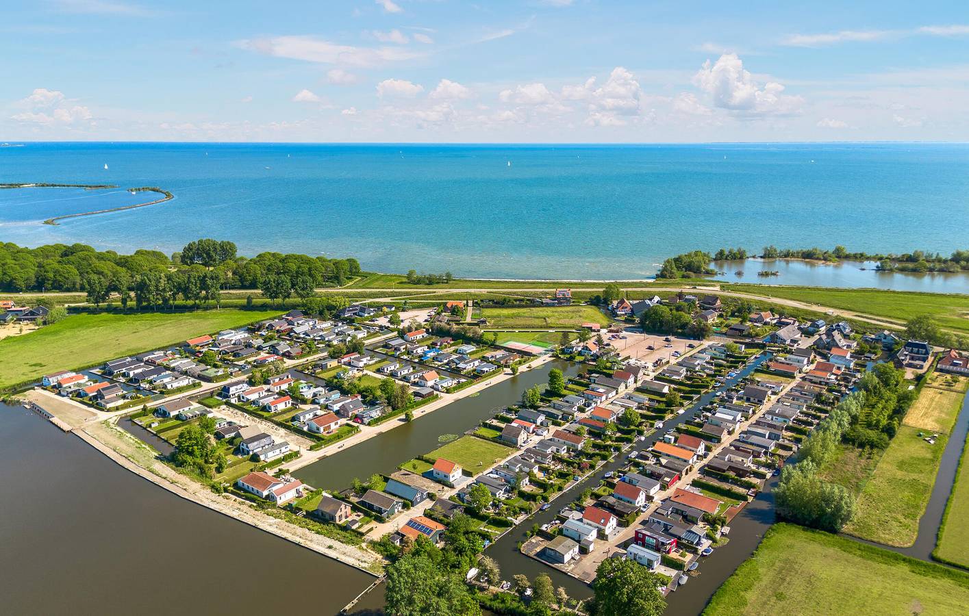 Ferienhaus für 6 Personen mit Terrasse in Ijsselmeer