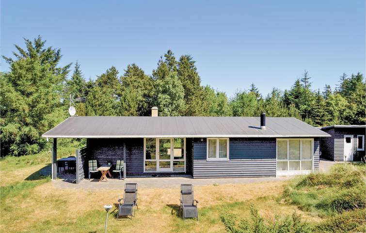 Ferienhaus für 8 Personen, mit Terrasse in Slettestrand