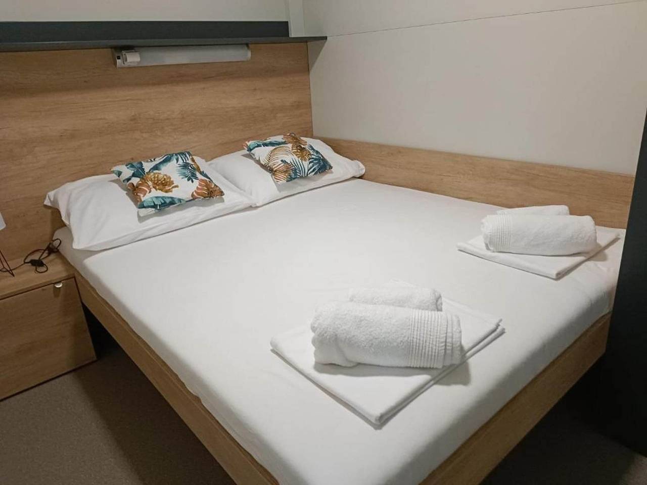 Sak Mobile Home Privlaka - Two Bedroom Mobile Home with Terrace and Sea View in Privlaka, Zadar