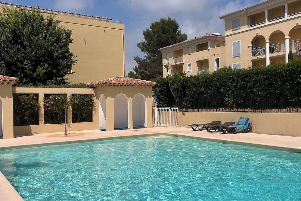 Entire apartment, Riviera rêve, Antibes. Prestigious residence with swimming pool in the heart of the Côte d'Azur in Sophia Antipolis, Cannes region