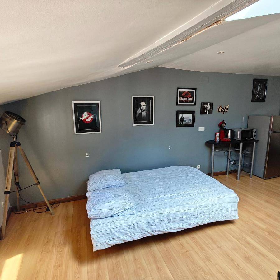 Appartement entier, One-Bedroom Apartment in Châlons-en-Champagne, Marne
