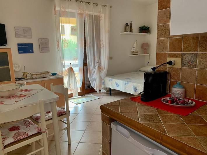 Location de vacances pour 3 personnes, avec jardin, animaux acceptés à Cannigione - 2