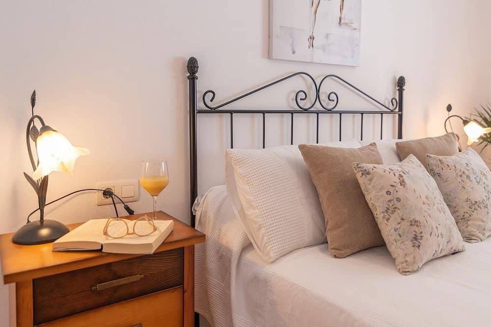 Casa Rural Moreno Canillas de Albaida by Ruralidays in Canillas de Albaida, Málaga Provinz