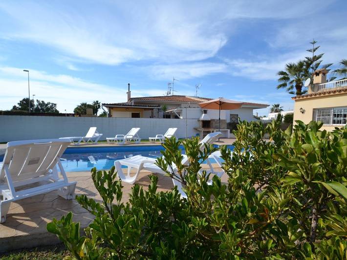 Casa Martina para 6 personas con piscina privada in Riumar, Delta del Ebro