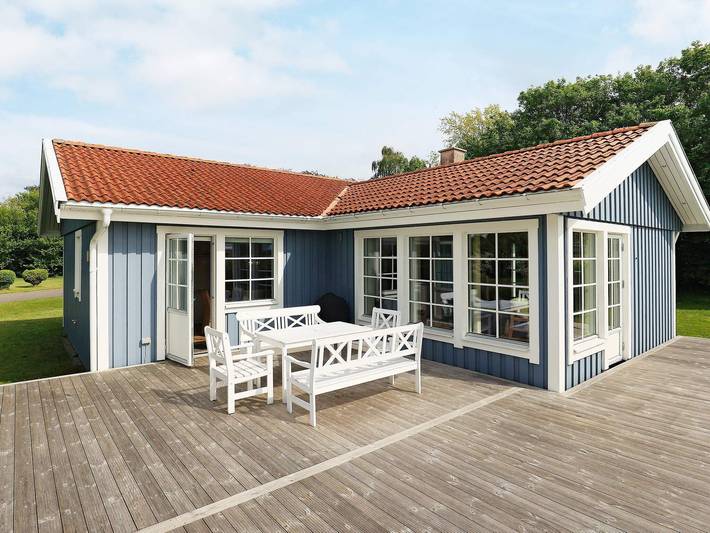 Ferieudlejning for 7 personer, med sauna og terrasse, husdyr tilladt i Svendborg Kommune