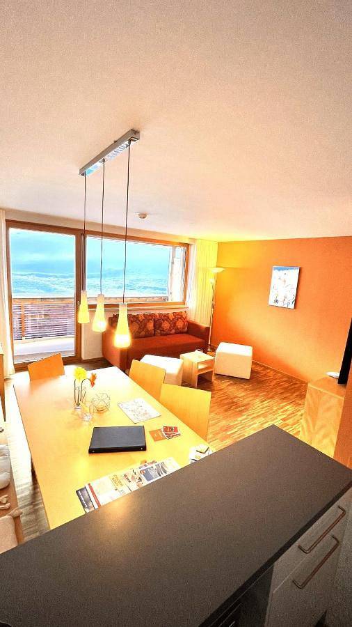 Ferienwohnung für 6 Personen, mit Balkon und Sauna sowie Ausblick in Warth - 3