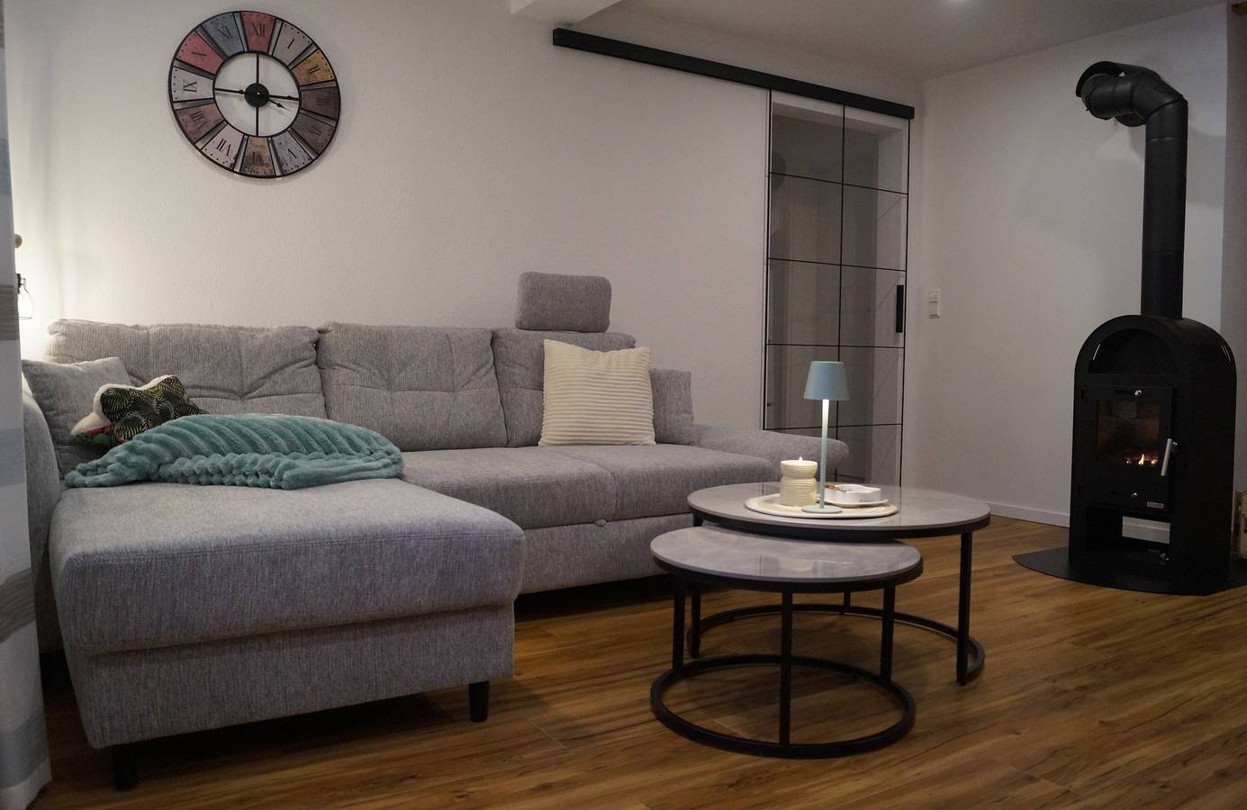 Ganze Wohnung, Apartment „Schmidnickels Hof“ mit privater Terrasse und eigenem Garten in Schwarzerden, Landkreis Bad Kreuznach