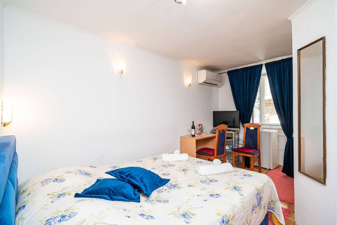Rooms Fausta Old Town - Double Room in Dubrovnik, Grad Dubrovnik