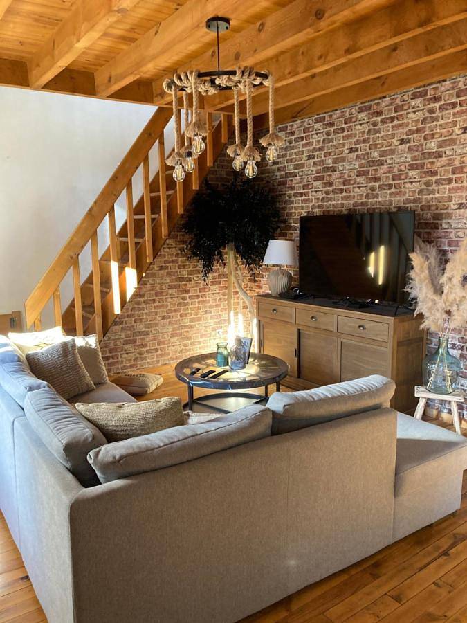 Location de vacances pour 8 personnes, avec Vue à Fontrabiouse