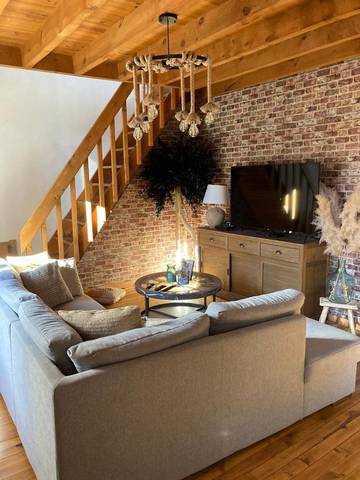 Gîte pour 8 personnes, avec vue à Fontrabiouse