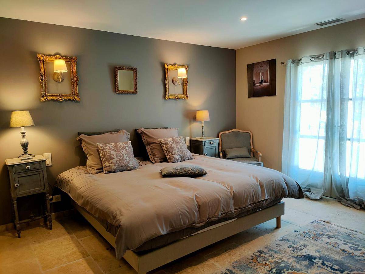 Superior Double Room in Roussillon, Parc naturel régional du Luberon