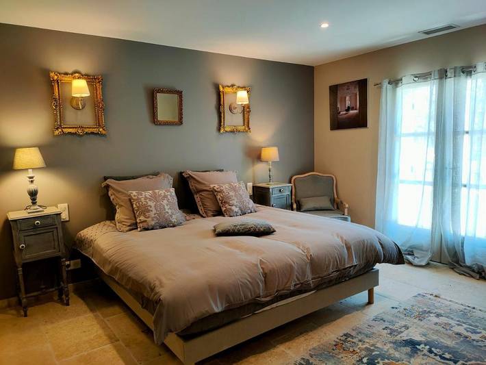 Chambre d’hôte pour 2 personnes, avec vue ainsi que piscine et jardin à Roussillon - 3