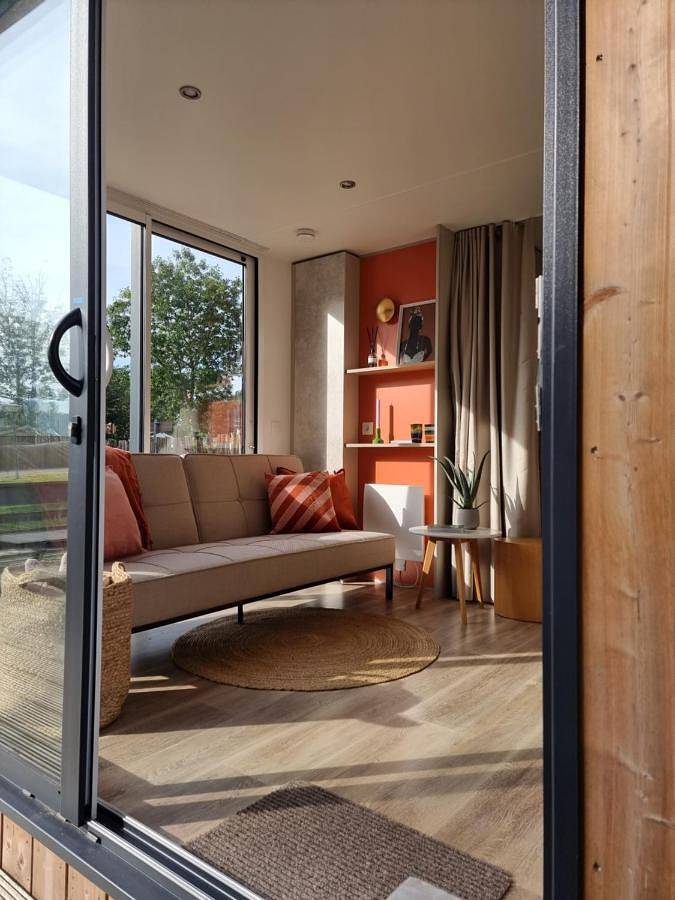 B&b voor 2 personen, met zwembad en tuin in Provincie Groningen