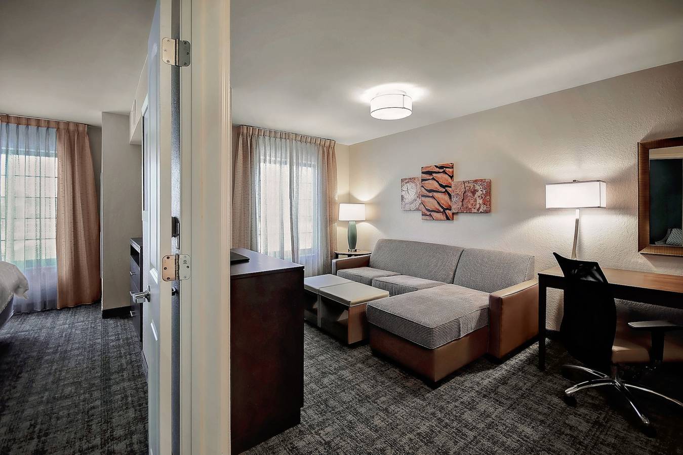 Staybridge Holland in Lago Michigan