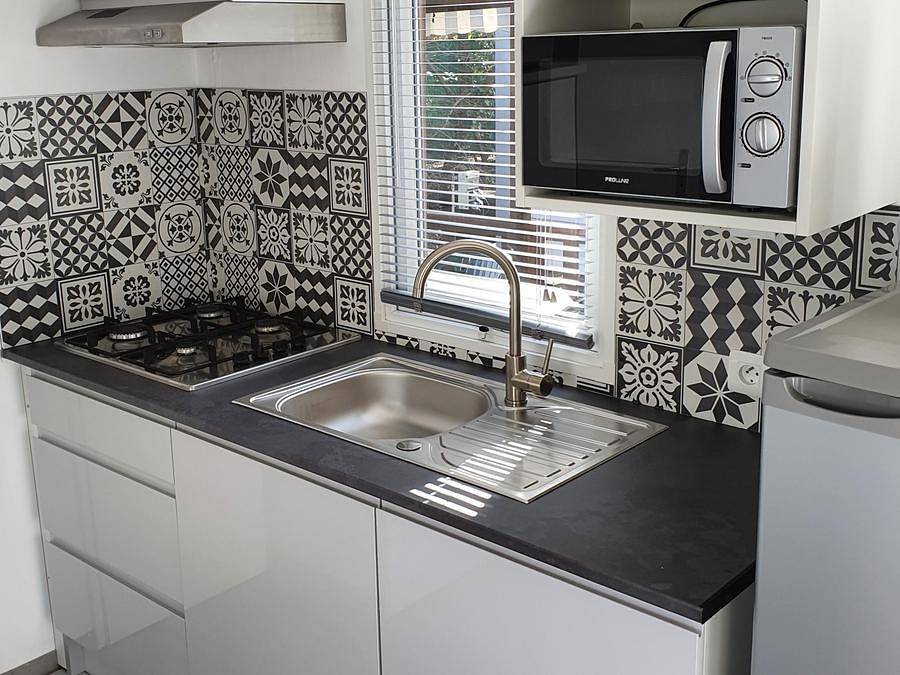 Camping Le Parc - Mobilhome 6 personas - La Familia 3 habitaciones 29m² (4 adultos max - no se admiten animales - no fumadores) in Lattes, Côte d'Améthyste
