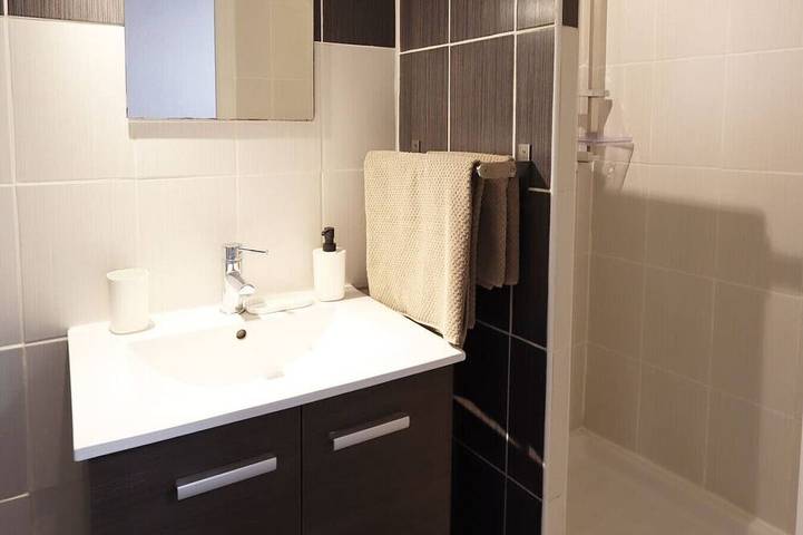 Appartement entier, Studio Cosy au Coeur du Village - Netflix - wifi in Monteux, Vaucluse