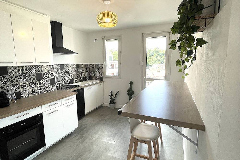 Entire apartment, Le Châteaucreux - Cosy & Spa in Saint-Étienne, Loire