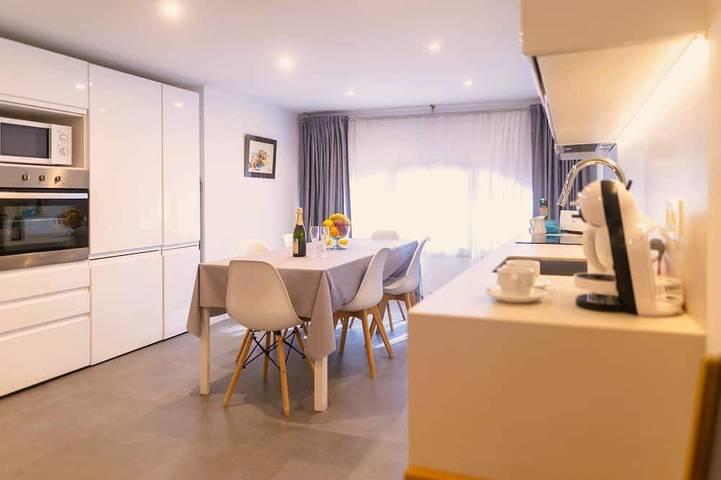 Apartamento de vacaciones para 6 personas, con balcón - 1