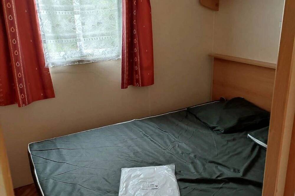 Camping 2 étoiles - ccbgaei in La Tour-d'Auvergne, Parque Natural Regional Volcans d'Auvergne