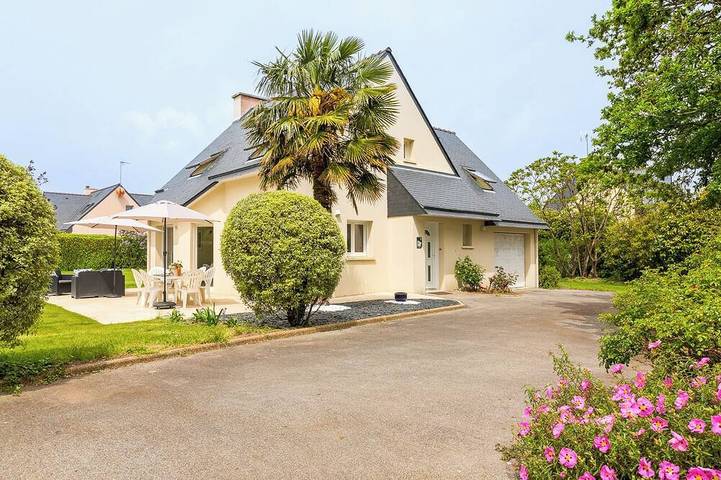 Location de vacances pour 6 personnes, avec Balcon et Jardin dans Plage Kerler Fouesnant