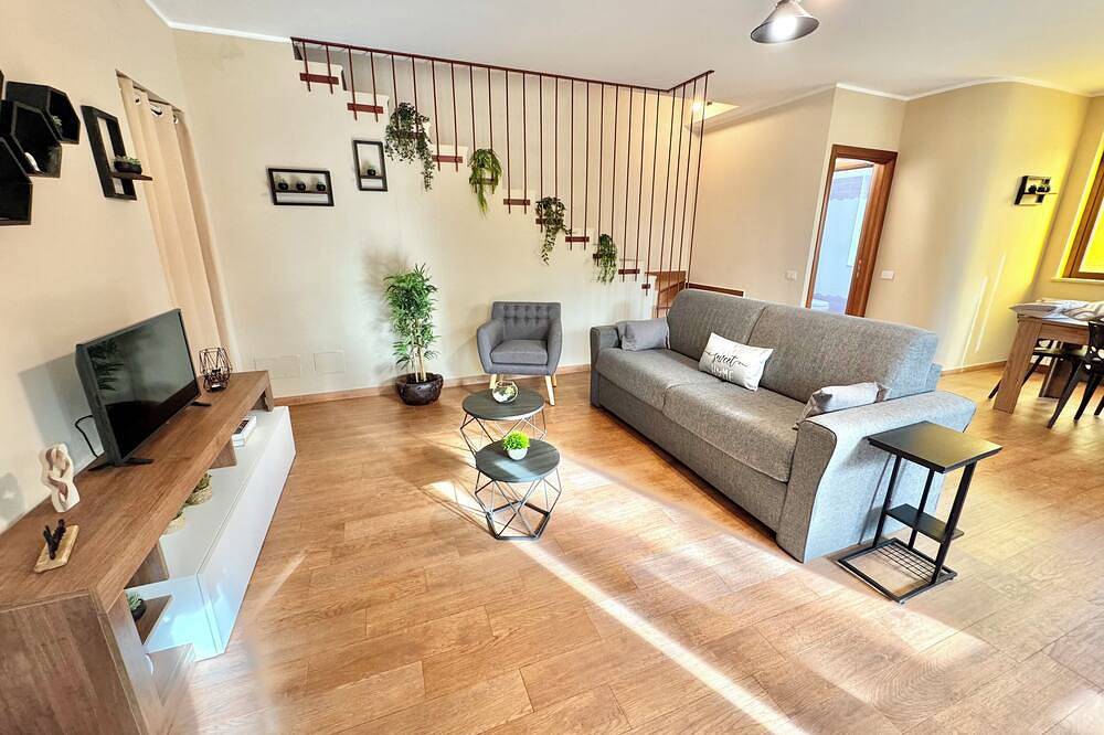 Villa Hope a stone's throw from the sea in Citta del Mare, Palermo Provinz