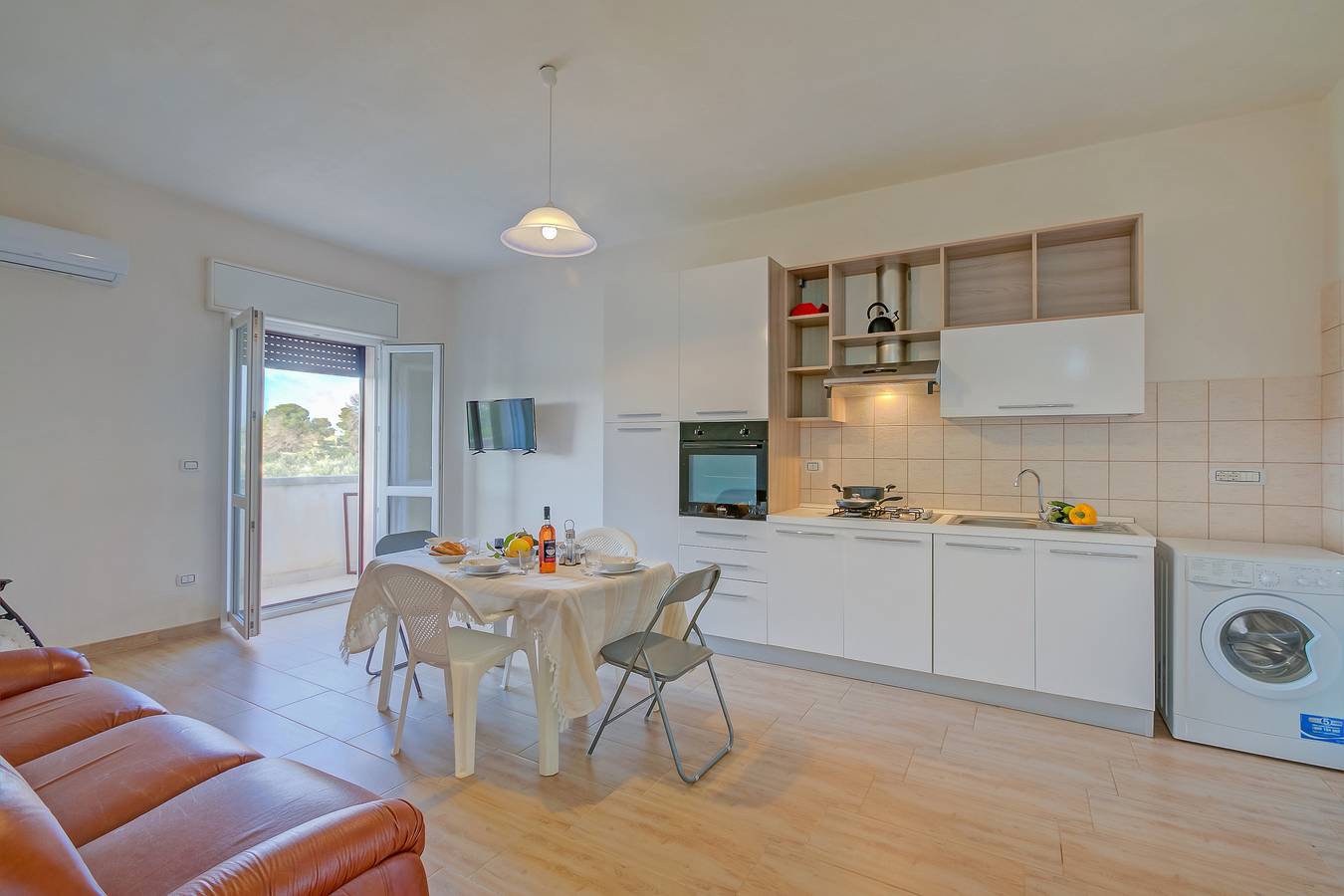 Apartamento entero, Le Bianche Apt. 3 -Terrace- Near The S in Manduria, Golfo de Tarento