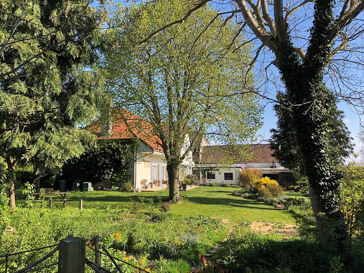 Gîte pour 15 personnes, avec Terrasse et Jardin dans Nieurlet
