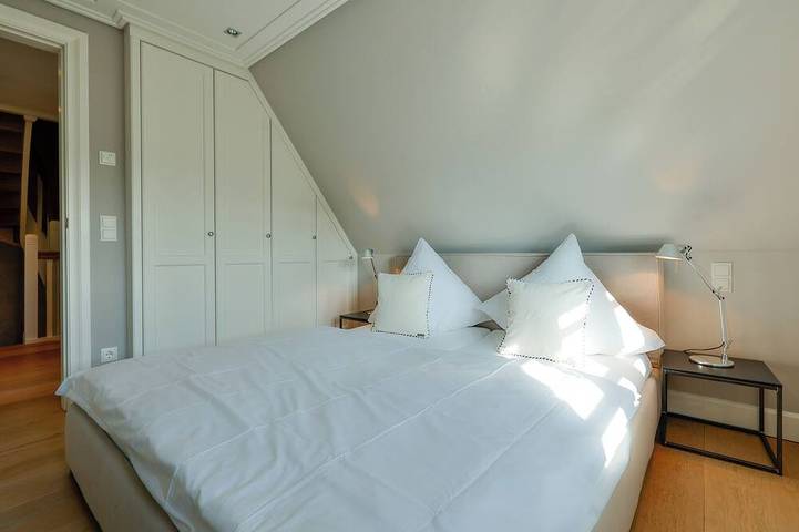 Luxus-Ferienhaus Sand Beach in Rantum – mit Sauna, 450 Meter vom Strand entfernt in Rantum, Sylt (Gemeinde)