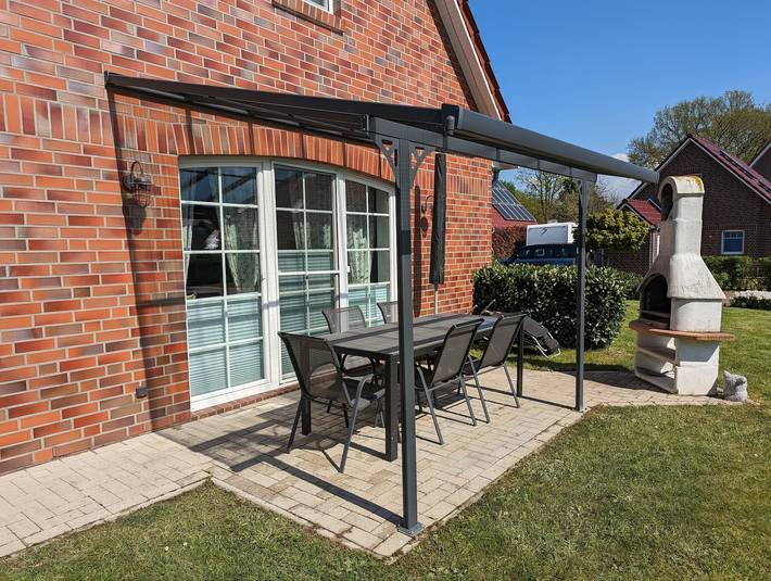 Ferienhaus für 6 Personen, mit Terrasse und Garten sowie Sauna und Seeblick in Ostfriesland - 2