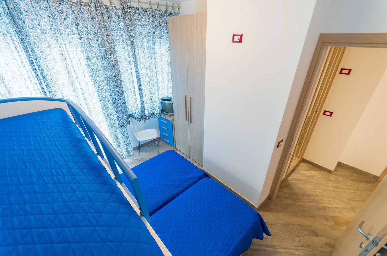 Entire vacation apartment, Holiday apartment with balcony and air conditioning  in Bibione, Venice Province