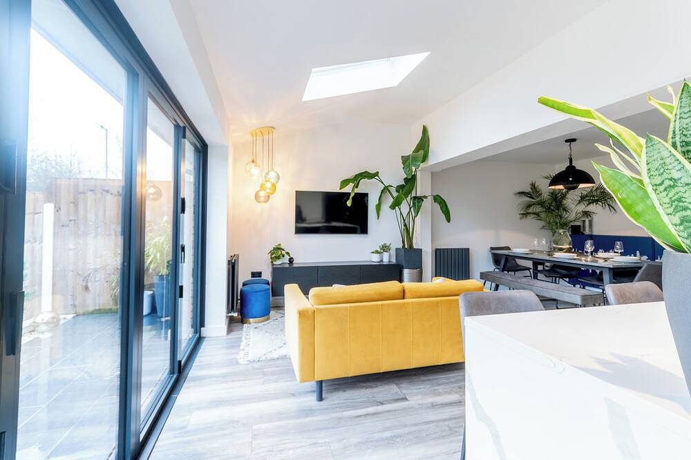 Comfortable 3 bedroom Home | Chelmsford | Sleeps 5 - Pass the Keys in Springfield (Chelmsford), Chelmsford