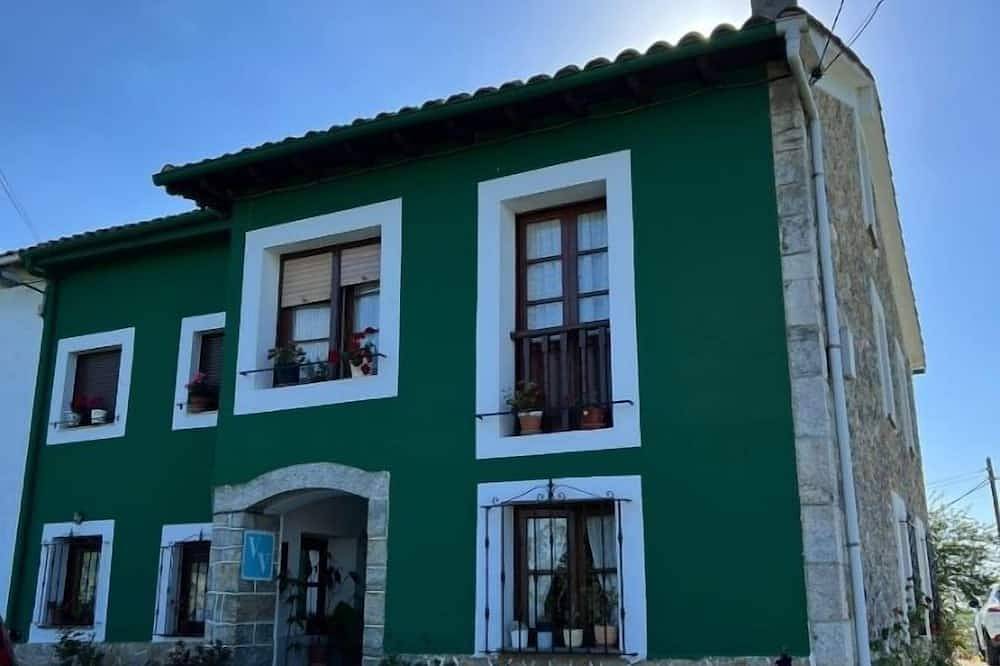 Casa La Pereda - country house in Noriega (Ribadedeva) | 6 guests in Ribadedeva, Côte Cantabrique