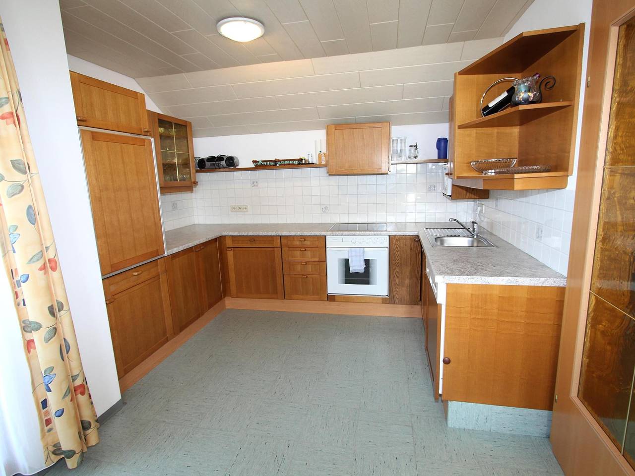 Ganze Wohnung, Schöne Ferienwohnung in ruhiger Lage mit Pool in Liebenfels, Mittelkärnten