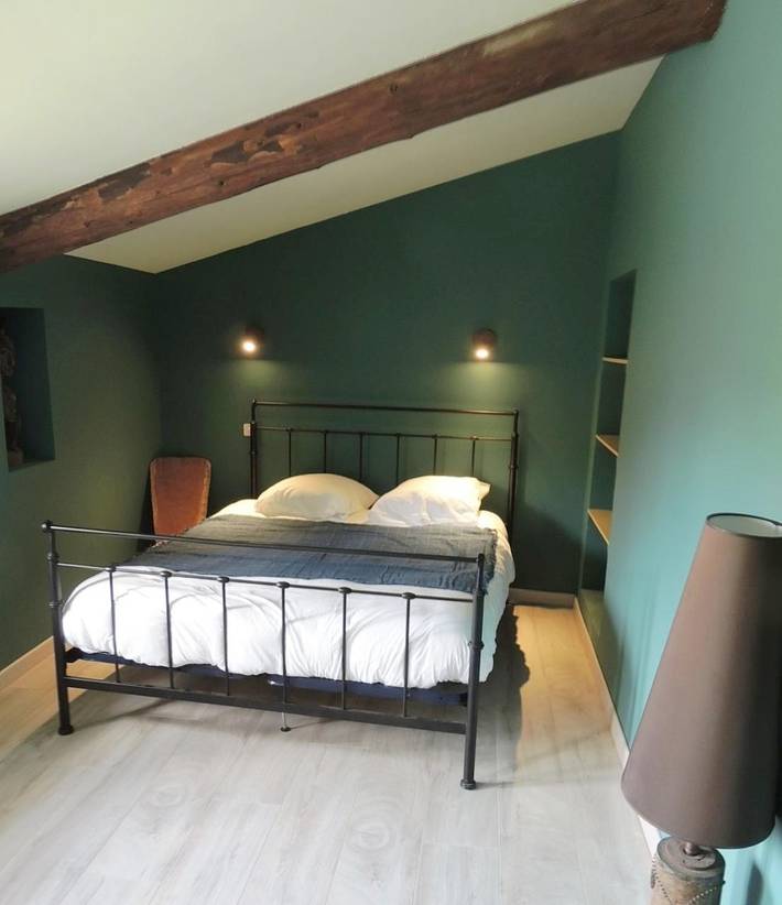 Gîte pour 2 personnes, avec jardin ainsi que piscine et vue à Faucon - 3