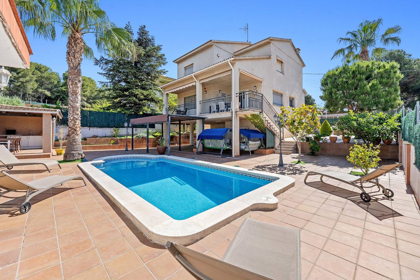Maison de vacances 'Anglada' avec vue sur la mer, piscine privée et climatisation in Segur de Calafell, Calafell
