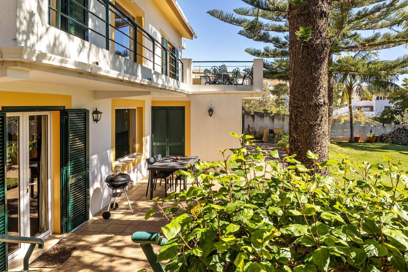 Apartamento entero, Apartamento "Villa Echium T1" con un dormitorio y jardín compartido in Caniço, Isla de Madeira