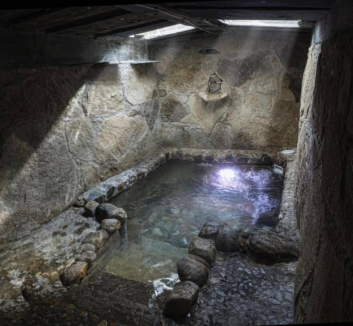 Hotel para 3 personas, con jacuzzi además de jardín y terraza, Se admiten mascotas en Parque Natural de las Arribes del Duero - 4