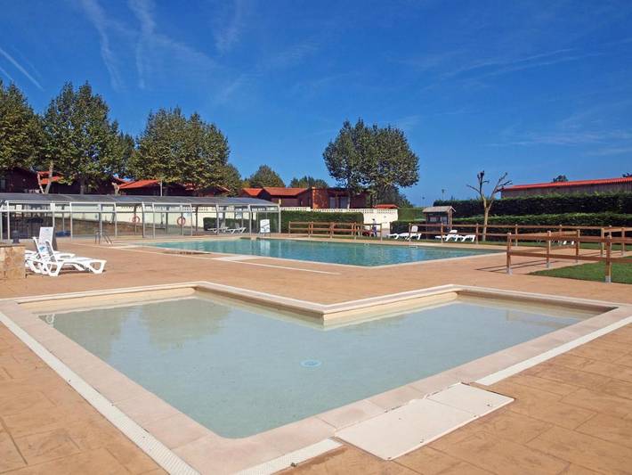 Location de vacances pour 4 personnes, avec piscine ainsi que jardin et bassin pour enfant, animaux acceptés à San Vicente de la Barquera - 3