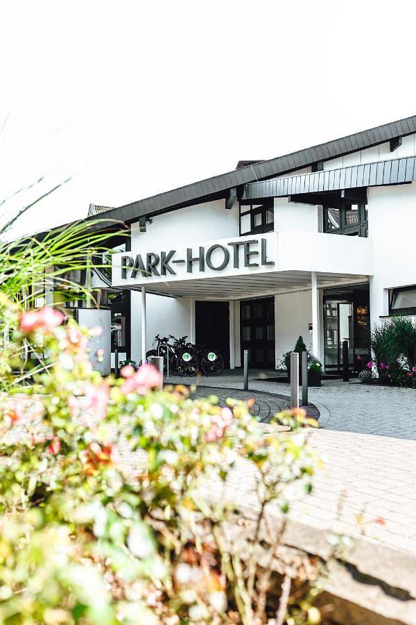 Hotel für 3 Personen, mit Terrasse und Garten sowie Pool und Sauna in Nümbrecht - 3