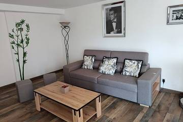 Gîte pour 6 personnes, avec jacuzzi et jardin à Riscle