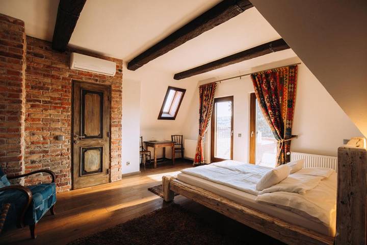 Dom gościnny dla 2 osób, z taras i ogród oraz sauna i basen w Miszkolc