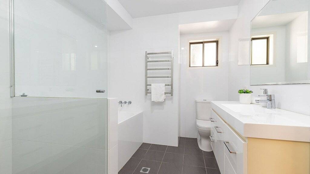 Shore Beats Work @ Boomerang Beach in Boomerang Beach, New South Wales