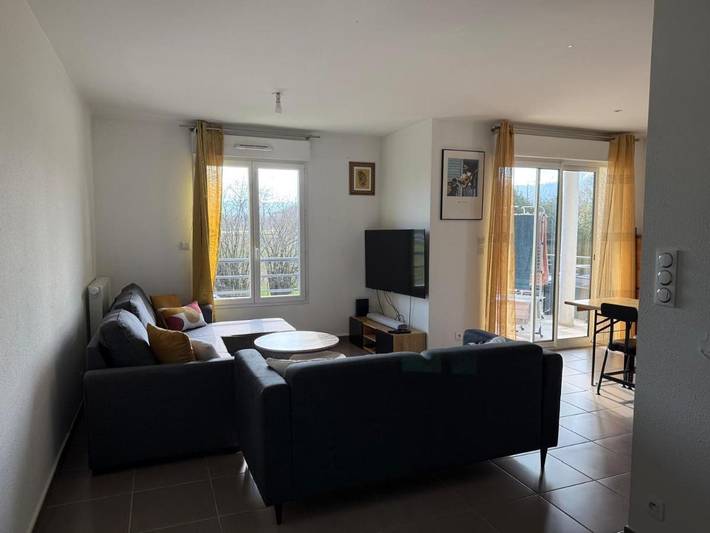 Gîte pour 3 personnes, avec balcon à Prévessin-Moëns