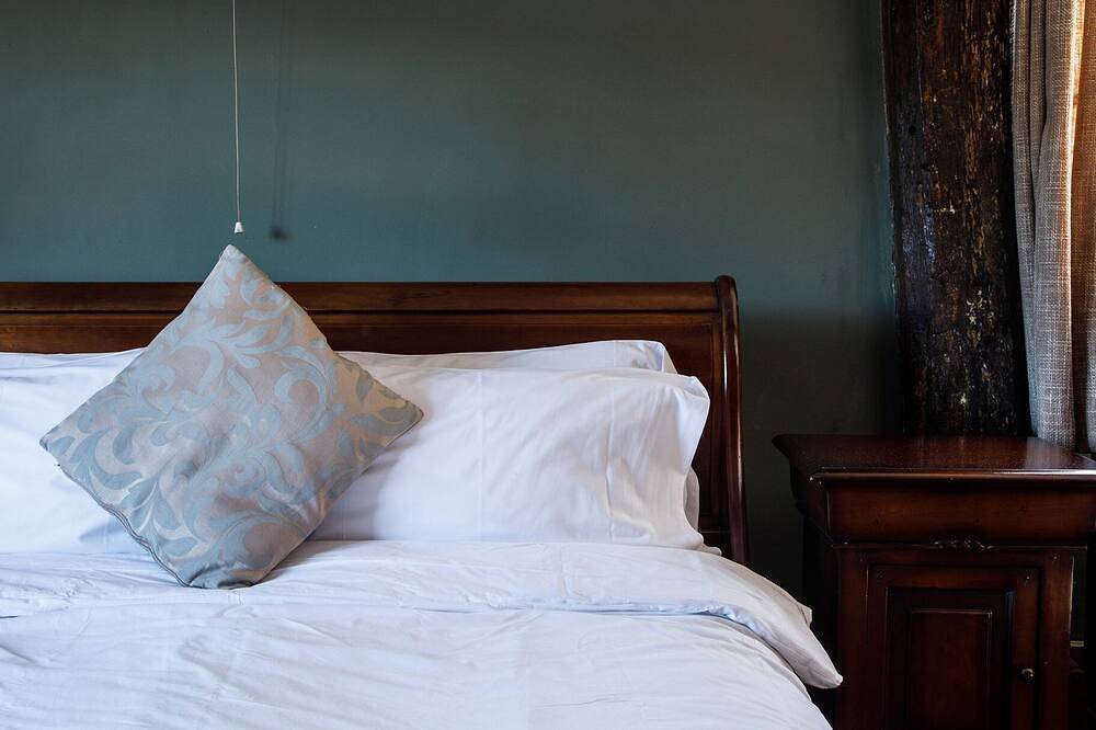 Bed And Breakfast for 4 People in Birmingham, Midlands